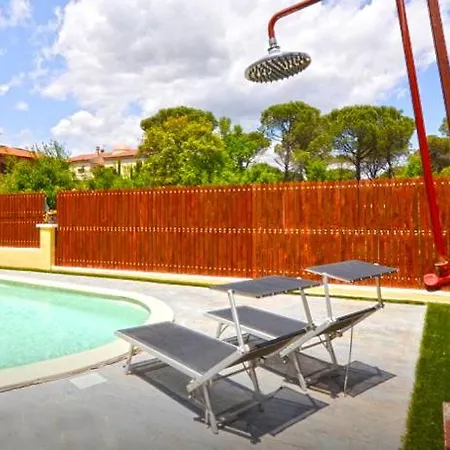 Flori Villa Vidreres