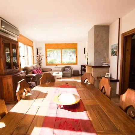 Flori Villa